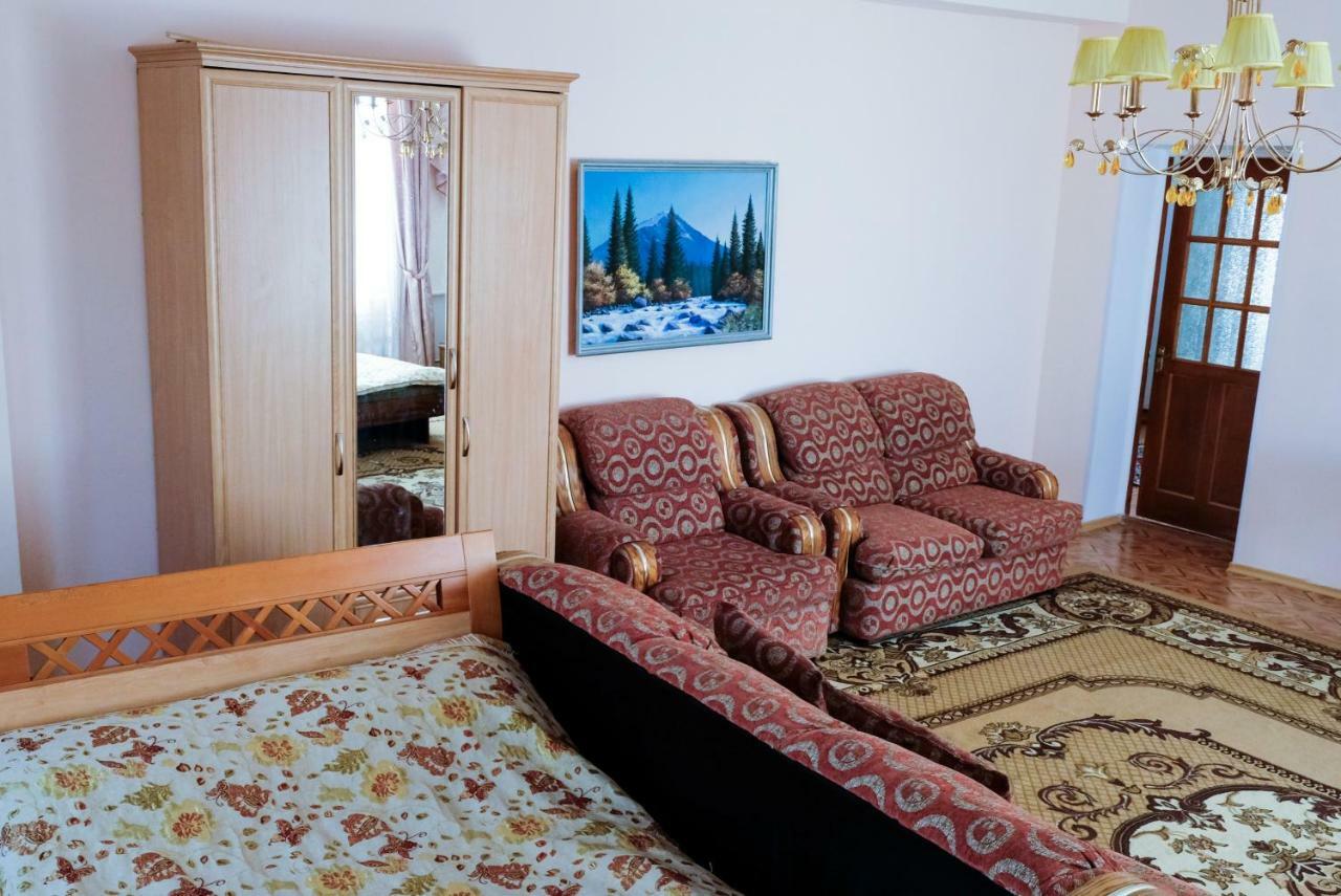 Tan Nuru Guest House Гостевой Дом Тан Нуру Cholpon-Ata Exterior photo